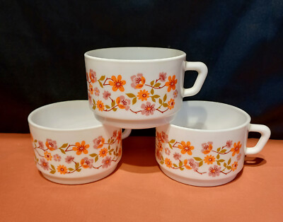 Set 3 große Arcopal Scania orange kleine Blumen Tassen Flower Power
