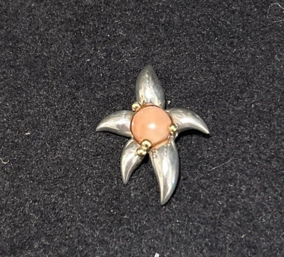Broche prendedor estrella de mar coral ángel Tiffany & Co raro oro de 18 quilates y plata de ley Foto 3 de 4