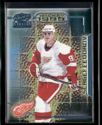 1998-99 Pacific Revolution Sergei Fedorov /99 Gold Red Wings 