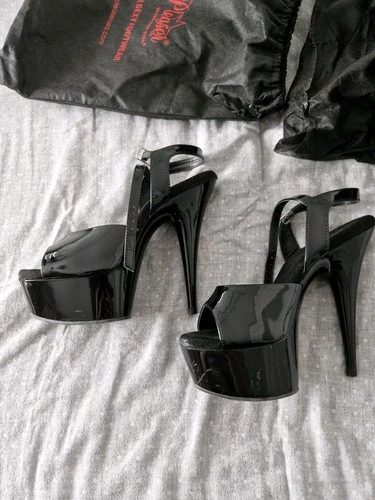 Pleasers 6 Inch Patwnt Black Heels UK 5