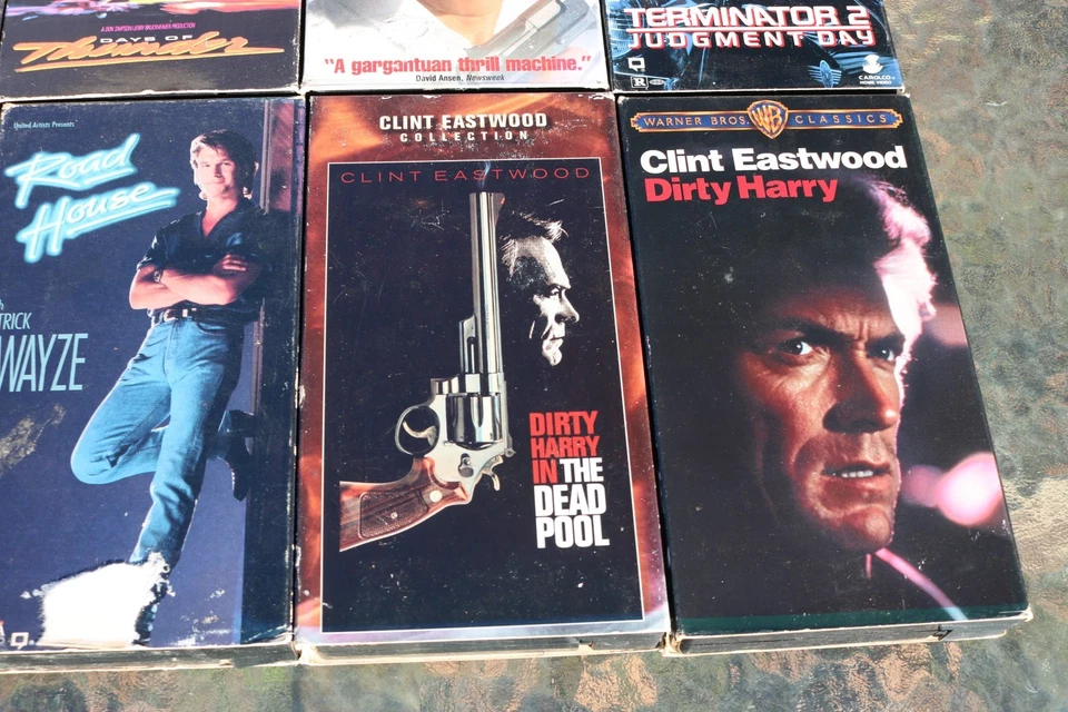 Lot of 8 Vintage VHS Tapes Movies Days of Thunder Road House - Image 2 of 4