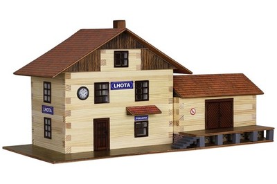 Walachia W36 ''großer Bahnhof'' 213 Teile! Modellbaukasten ca. 1:45
