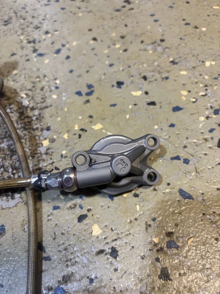 KTM 85 2018 cilindro maestro de embrague y cilindro esclavo Foto 4 de 4