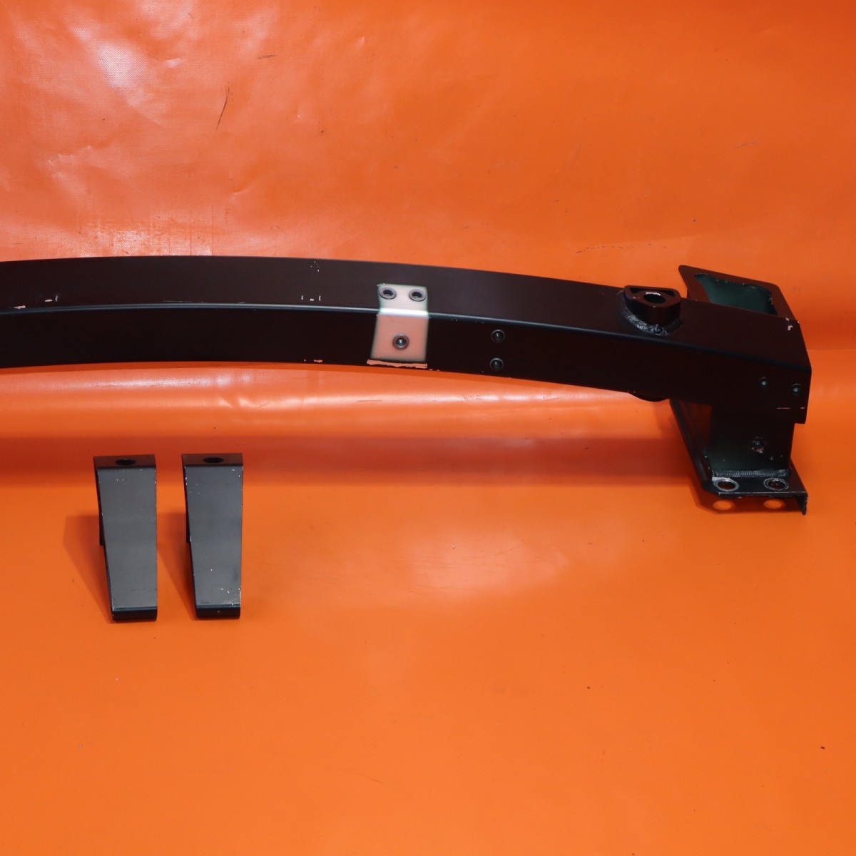 Aston Martin DBX 2021-2025 REAR Rear bumper P/N RY8317758AA