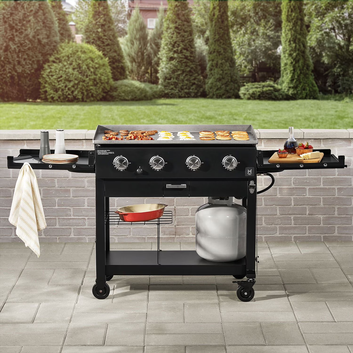 Member's Mark 4-Burner Gas Griddle All-Weather Electronic Ignition