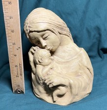 Dave Grossman Designs St Louis - Sculpture en résine mère et bébé - par Ann Entis