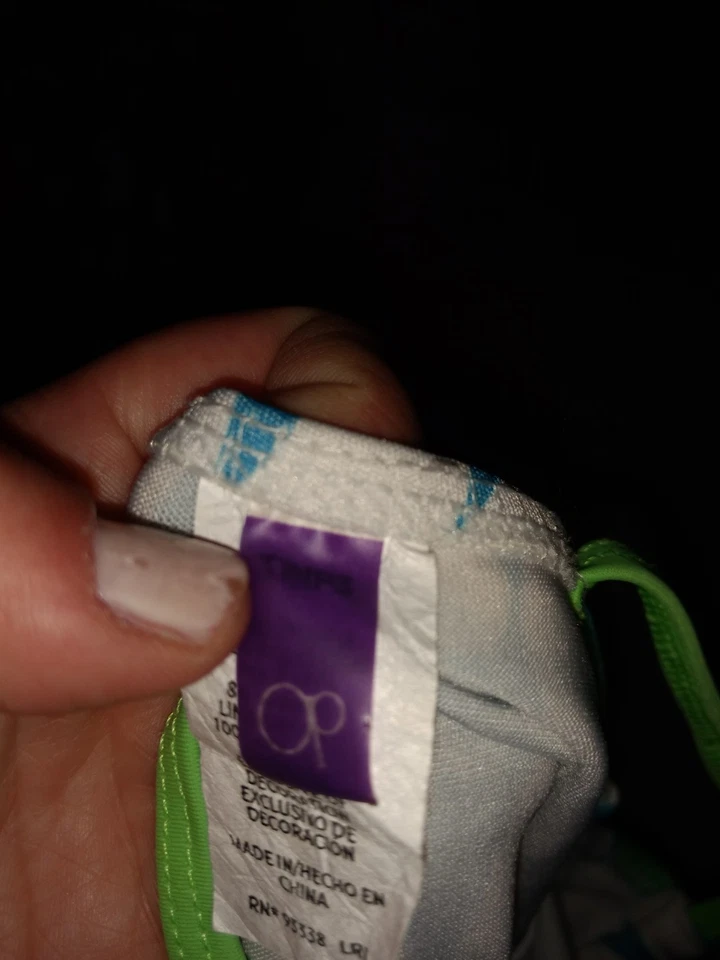 OP niñas talla 3 florales una pieza. traje de baño. Gran forma Foto 2 de 4