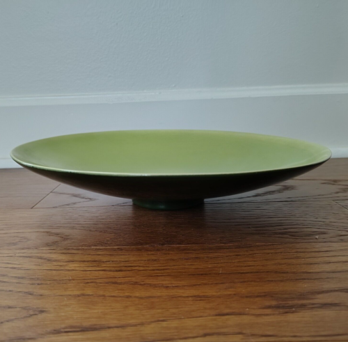 RARE Vintage MID CENTURY MODERN WILLIAM MANKER POTTERY GREEN CENTERPIECE BOWL