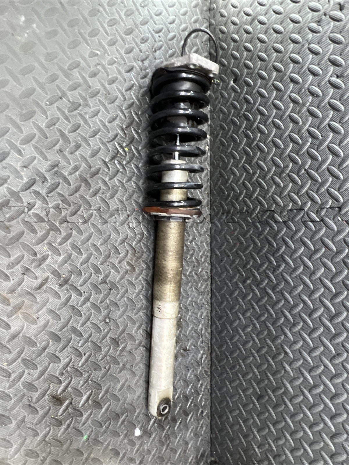 OEM 2003-2012 Maserati Quattroporte Front Shock Strut Spring Suspension