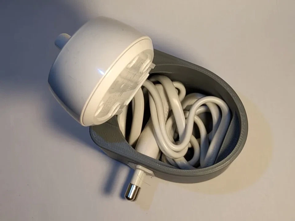 Oral-B Socket Charger Adapter Stand – Compact Wall Plug Holder - Image 2 of 4