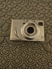 Sony DSC-W5 Cyber-shot 5.1MP 3x Optical Zoom Digital Camera Samsonite Small Case