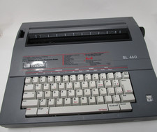 Smith Corona SL 460 Typewriter in case tested & working thumbnail