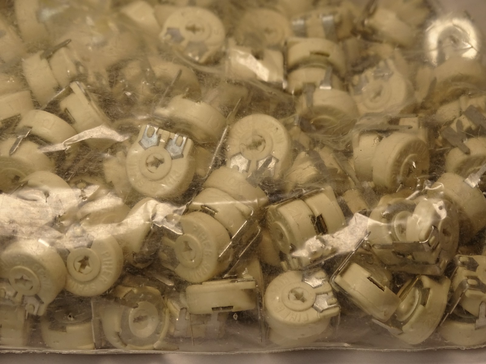 NOS Lot 500 Sealed PIHER Trimmers Potentiometer PTC10LV10-00630  10K  A +20-20