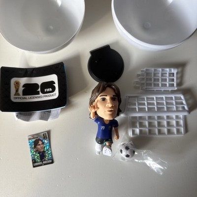 Messi RARE Mini Figurine ZURU Ballers FIFA Card & Accessories