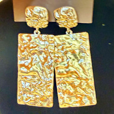 Gold Tone Textured Rectangle Dangle Drop Clip...