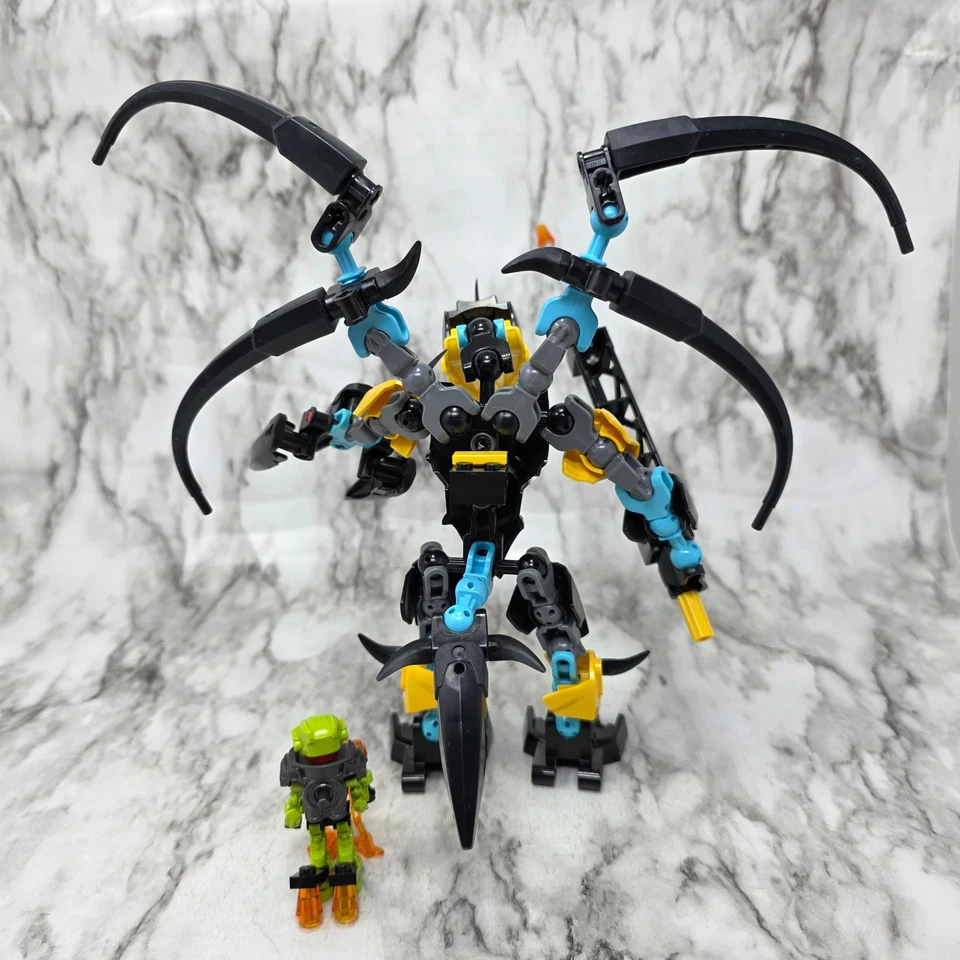 Lego Hero Factory Flyer Beast vs. Breez 44020 Complete No Box No Instructions - Image 3 of 4