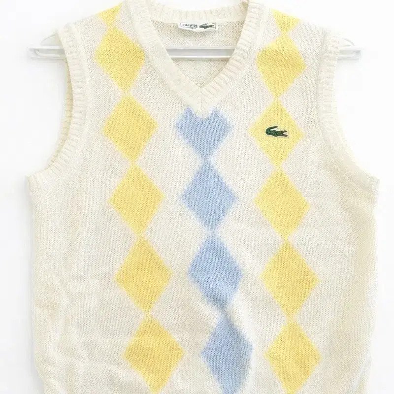 Lacoste Vintage Women's Knit Vest - Size 40, Good Condition thumbnail 2