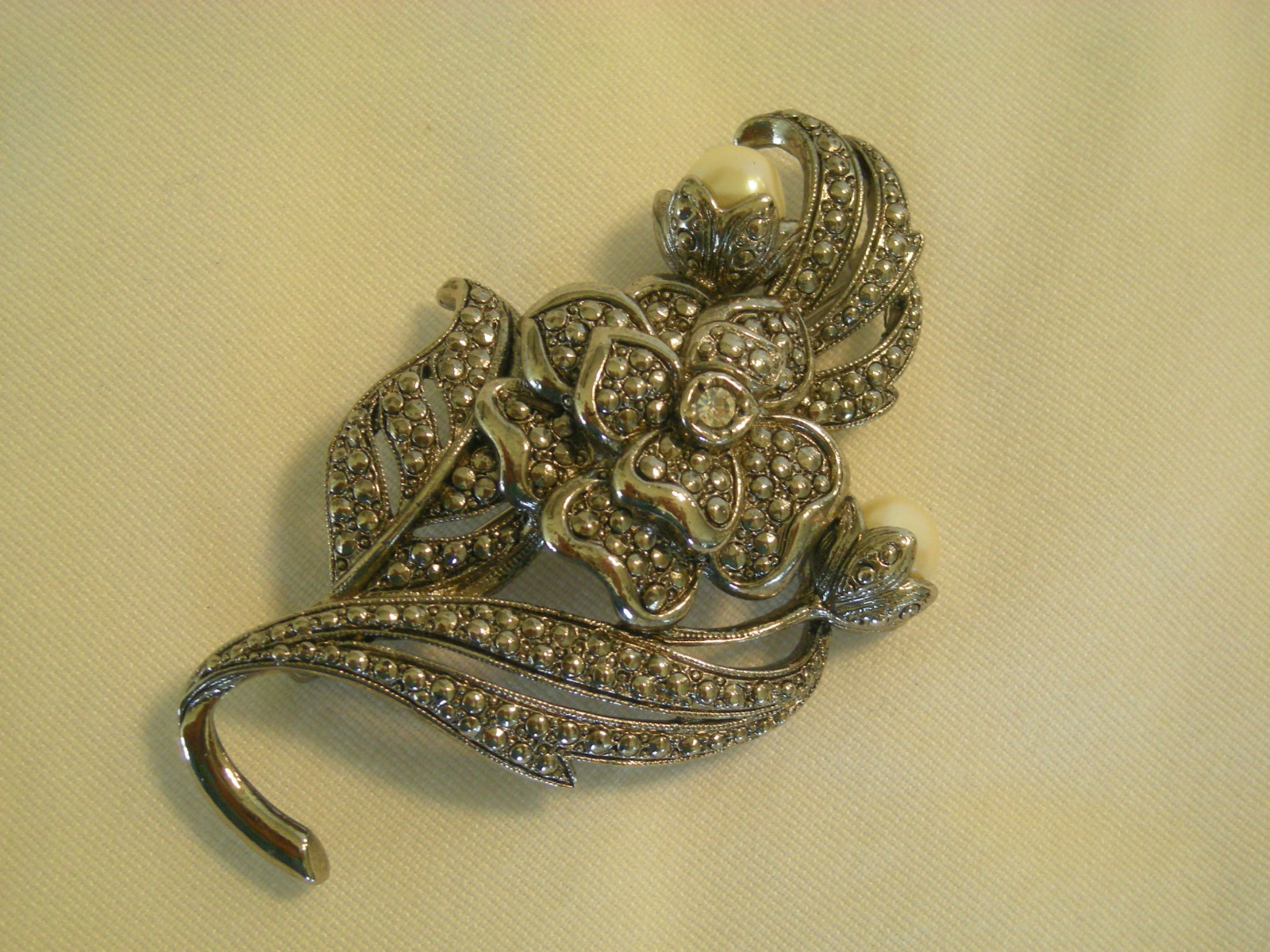 " K. J. L. for AVON Signed Brooch / Pin Floral Spray Gun Metal Color