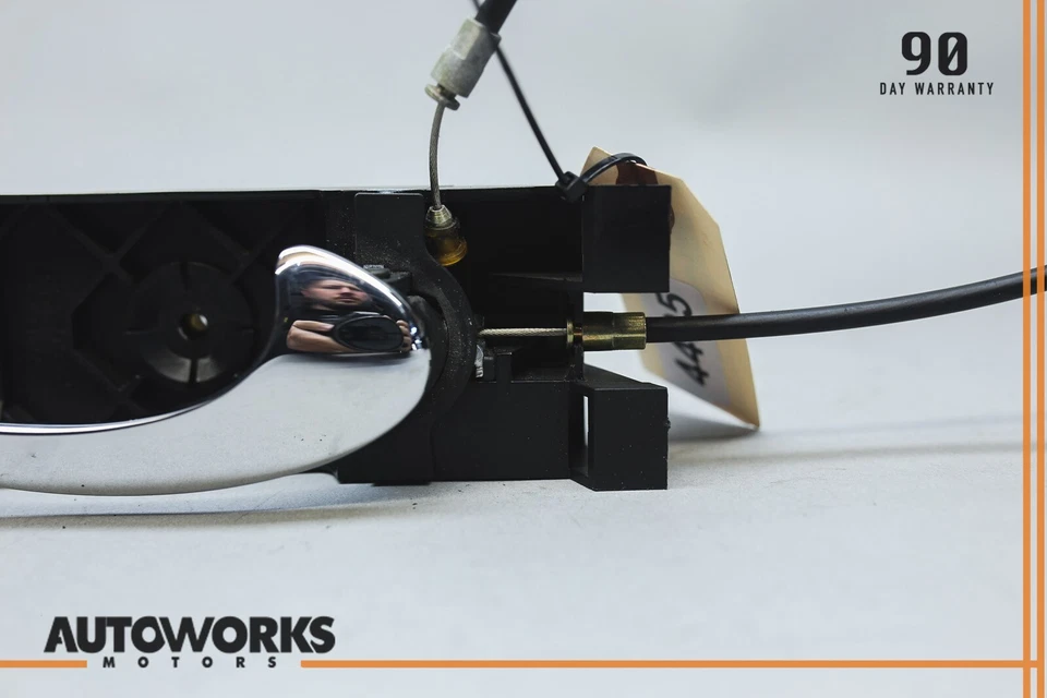 98-03 Jaguar XJ8 XJR VDP X308 manija de puerta interior trasera derecha con cable OEM Foto 3 de 4