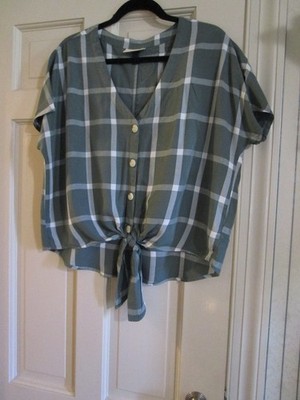Universal Thread Women's Tie Front Shirt Short Sleeve Gray checked Button Size L