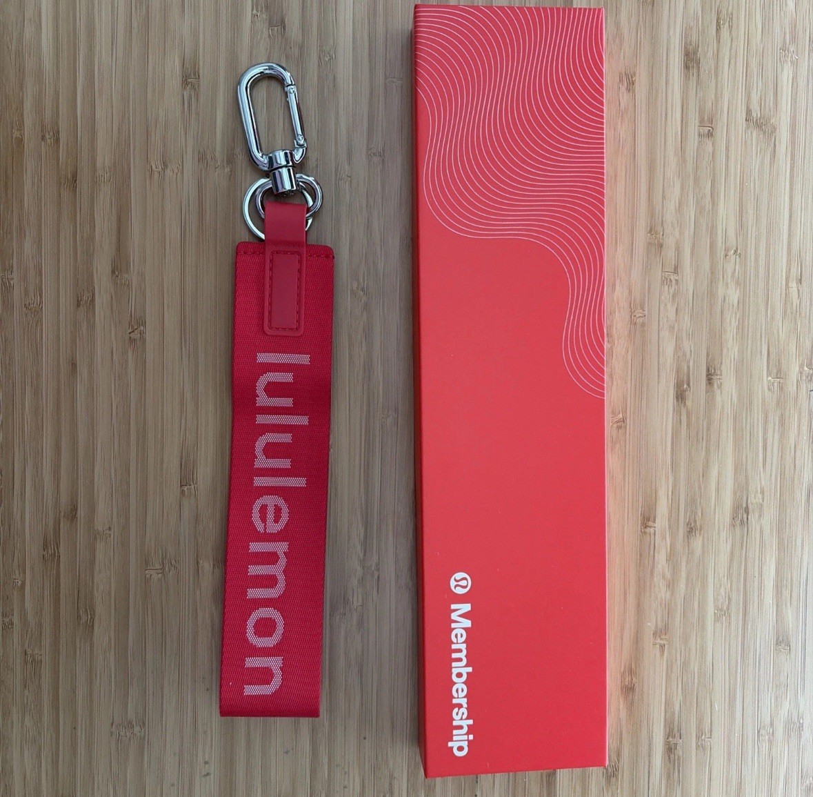 NEW Exclusive Lululemon Collective Pinnacle Never Lost  NWT Lululemon Pinnacle Member Key Chain - red, white, and silver exclusive main image 2