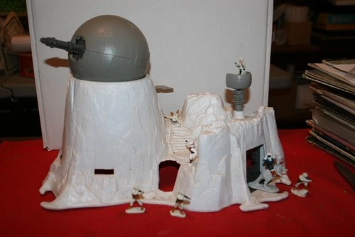 Star Wars Hoth World Ion Cannon Playset - 1982 Kenner Vintage Micro Collection