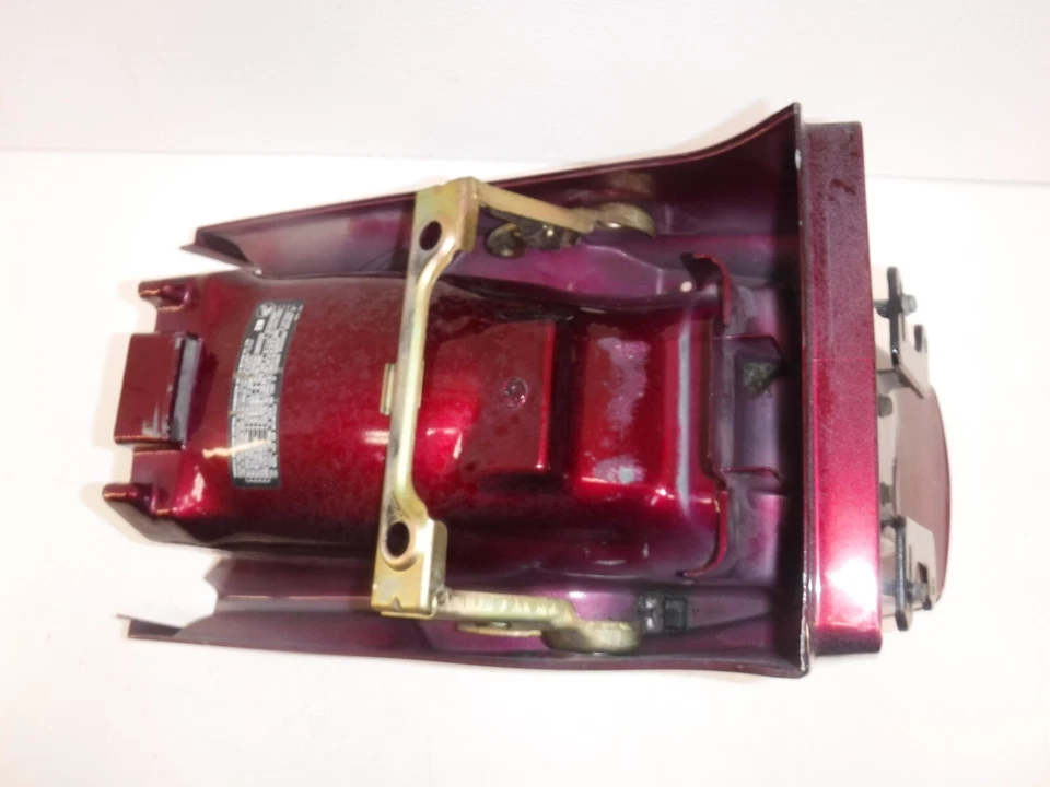 Guardabarros trasero Honda Silver Wing 650 GL650 1983 Interstate Foto 3 de 4