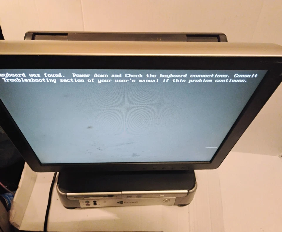 Gateway Profile 5 All In One Desktop Computer Windows XP Professional for parts - Image 3 of 4