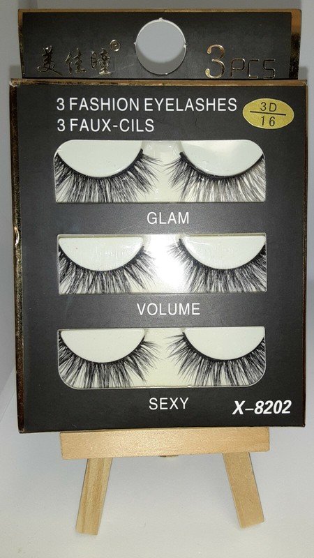 X-8202 Fashion Eyelashes 3 Pieces 