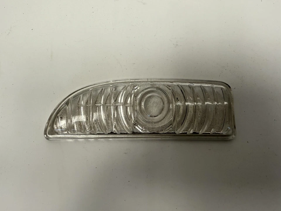 1942 Plymouth P14C Special Deluxe Right Side Parking Light Lamp Lens 938966 NOS. — 第 4/4 张图片
