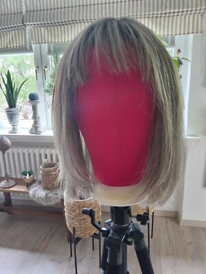 Estetica Perücke lang grau