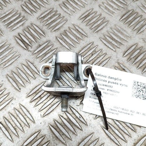 VOLKSWAGEN e-GOLF MK7 Kofferraumdeckelscharnier rechts 5G6827301B 2015 25846393