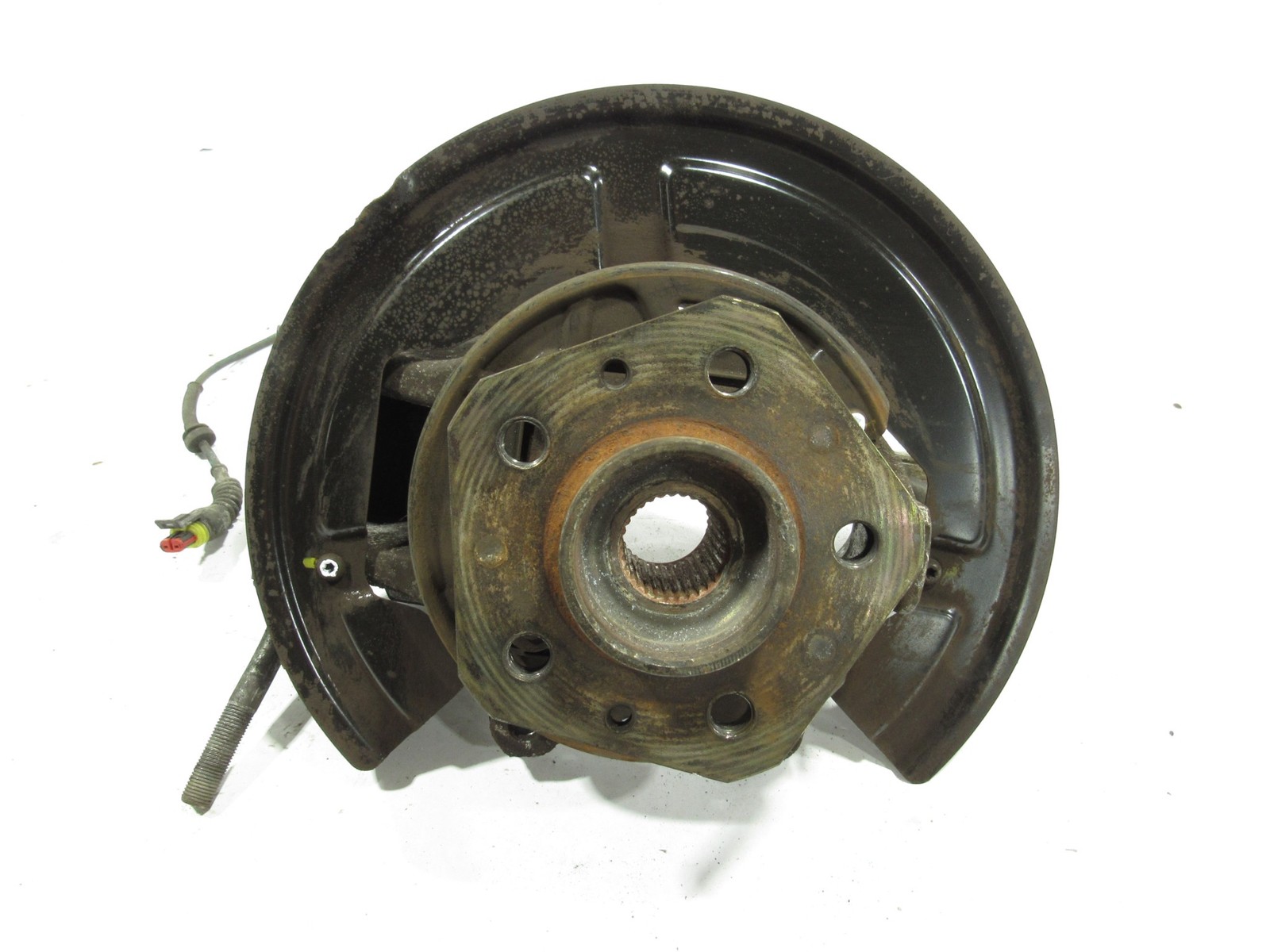 02-06 Maserati Coupe GT 2004 4.2L RWD Rear Left Suspension Spindle Knuckle Hub ;