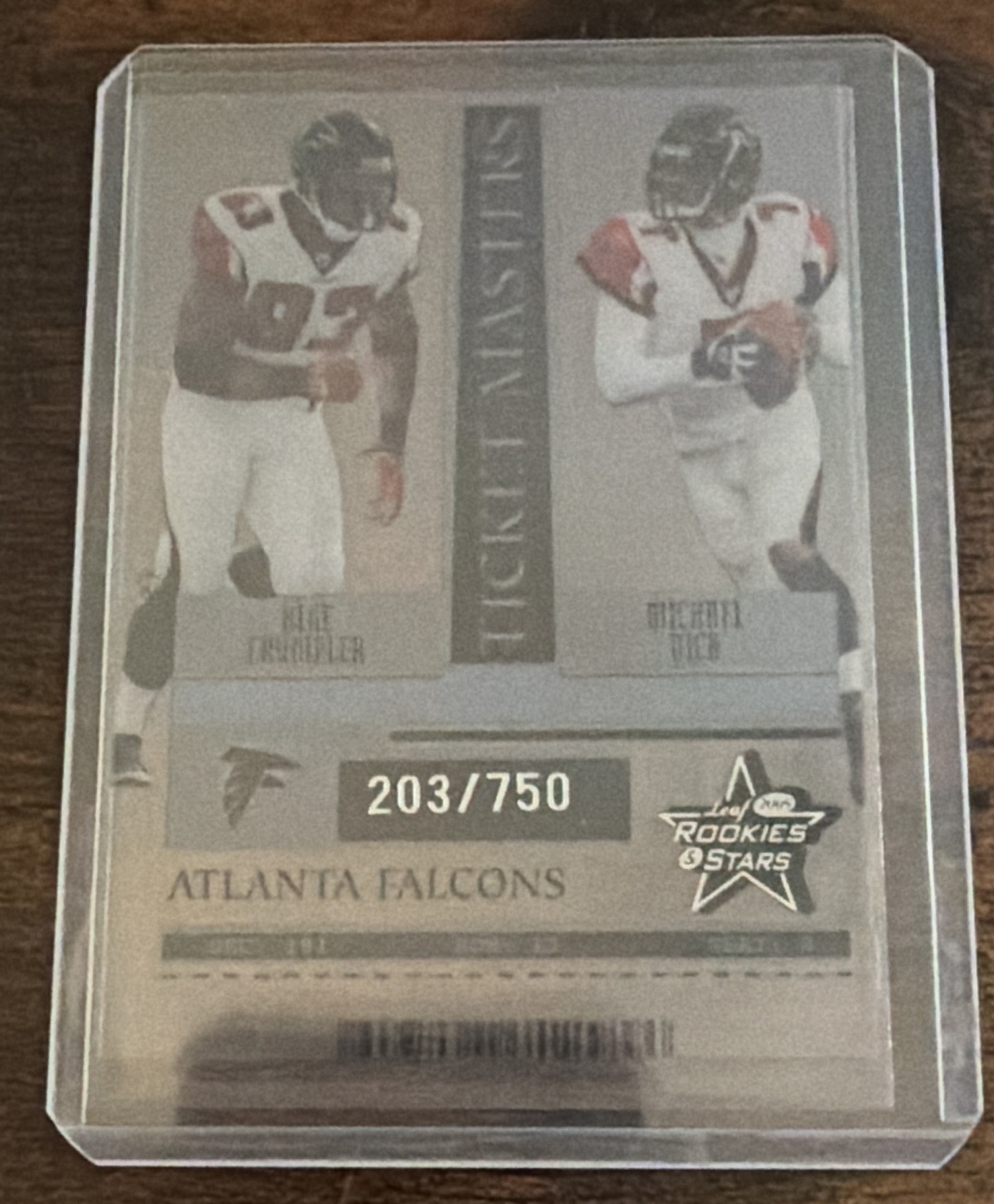 2005 Leaf Rookies & Stars - Ticket Masters Michael Vick, Alge Crumpler #TM 2...
