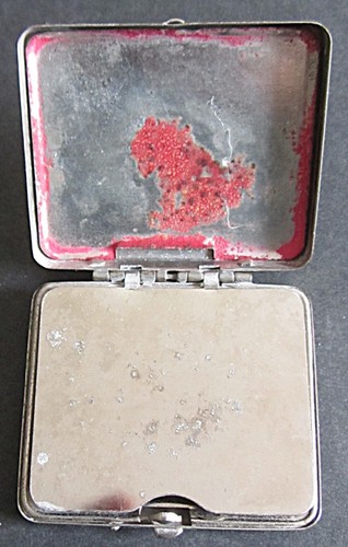 VINTAGE 1933 WORLD'S FAIR~CENTURY OF PROGRESS~COMPACT~1 3/4" X 2"~VG COND - Picture 3 of 8