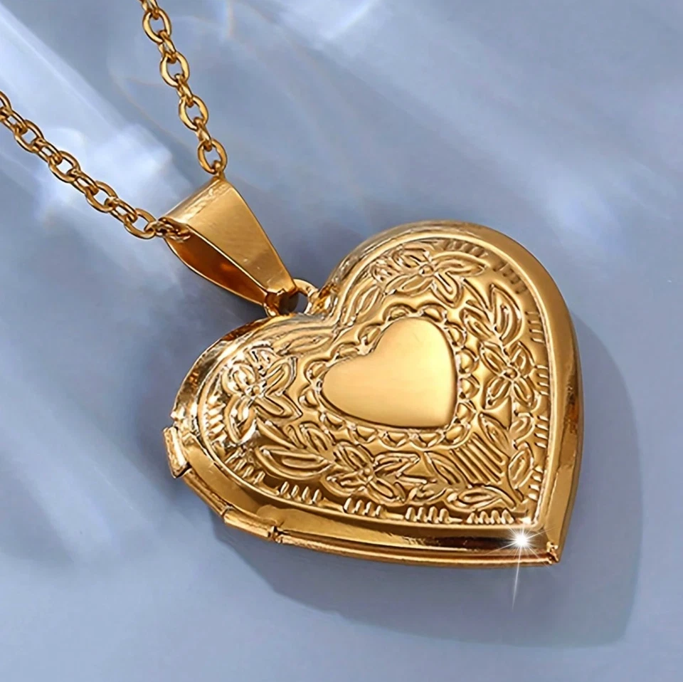 Womens Locket Necklaces Heart Pendant 18K Gold Plated Stainless Steel Chain New - Image 4 of 4