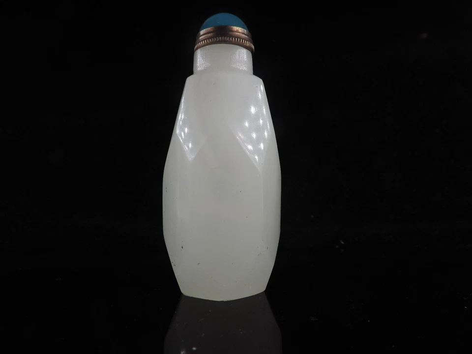 Botella de tabaco china tallada a mano maravilloso patrón blanco de vidrio de Pekín Foto 3 de 4