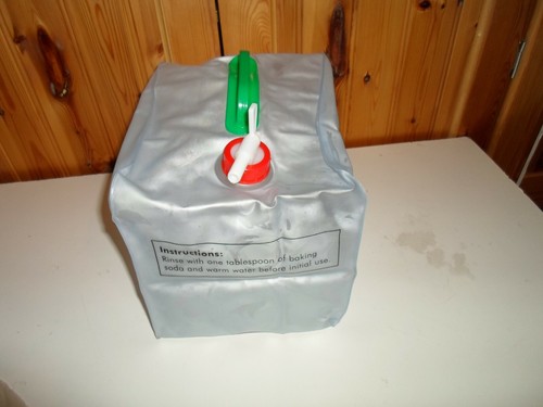 Nauticalia Yellow Stowaway Water Bucket With 5 Litre Collapsible Water Carrier - Picture 7 of 12