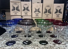 12  Friday’s Margarita Glasses 18 Oz. Tradicional “Sombero” 4 Colors.