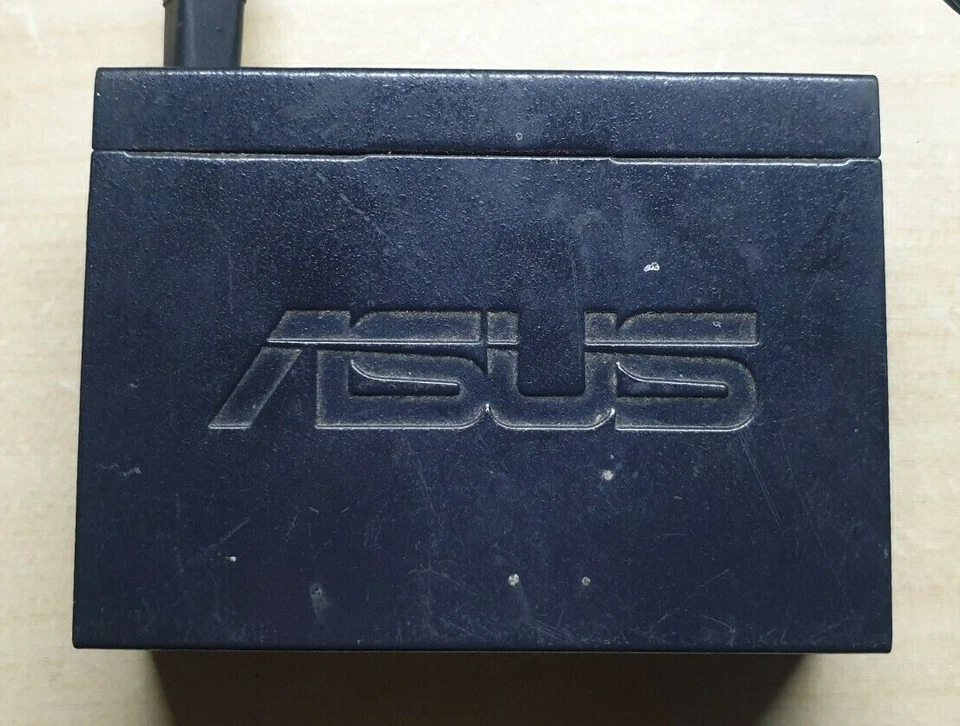 Asus GigaX 1005/G 10/100Mbps 5-Port Ethernet Desktop Switch - Image 4 of 4