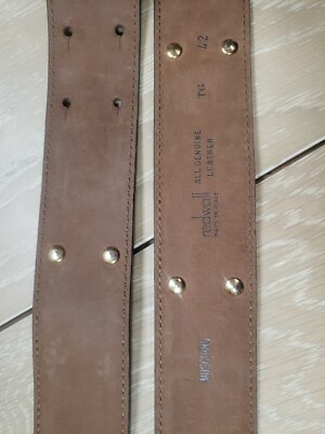 Vintage y2k Moschino Patent Leather Brown Belt (28-30in waist) Moschino | Accessories | Vintage Y2k Moschino Patent Leather  main image 3