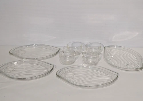 Vintage Federal Glass Homestead 8-Piece (4 Plates + 4 Cups) Glass Snack Set