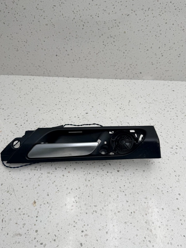 2011-2017 BMW X3 - REAR LEFT Interior DOOR Handle Release 72377721 OEM B410-2 - Image 2 of 4