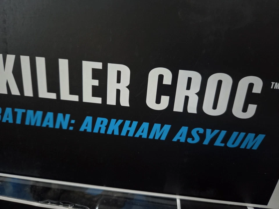 Megafigura McFarlane Toys - DC: Multiverse - Killer Croc Arkham Asylum - Sellada Foto 3 de 4