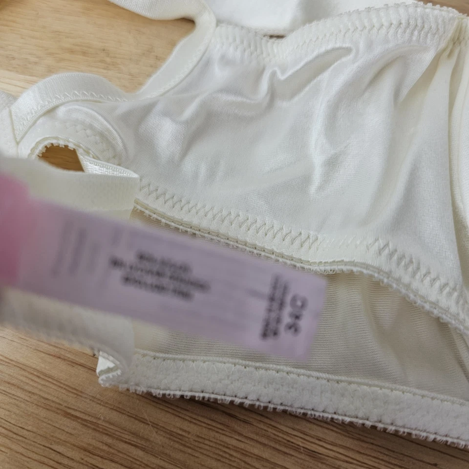 Victoria’s Secret Second Skin Satin Ivory Bra 34C Shiny Push Up Y2K Bridal - Image 3 of 4