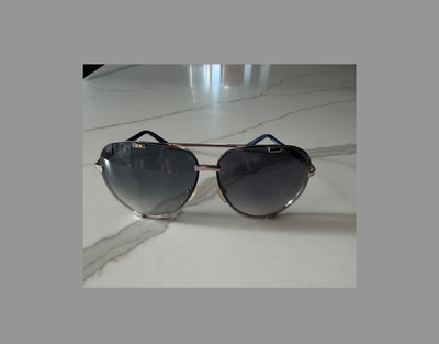 Marc Jacobs Aviator Sunglasses - Excellent condition