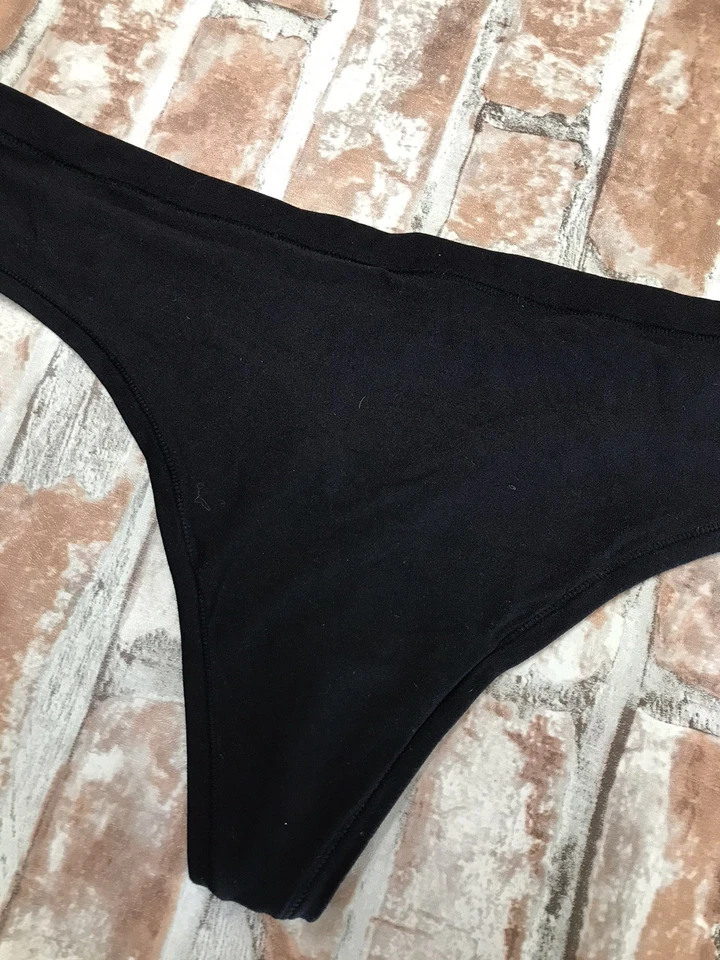 Calcinha fio dental Victoria's Secret ROSA PRETA TAMANHO ÚNICO - Imagem 3 de 4