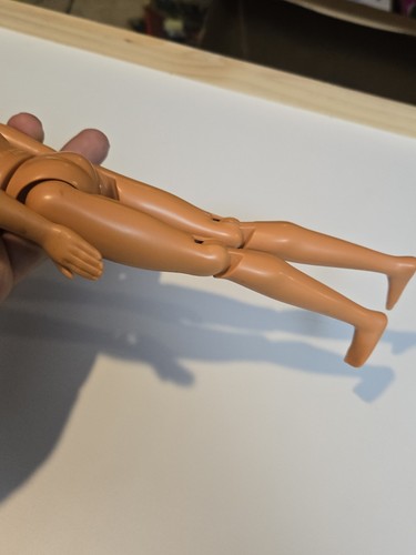 Nude 4 Oaak Barbie Ken and friend dolls articulated Legs C264 - Bild 8 von 9