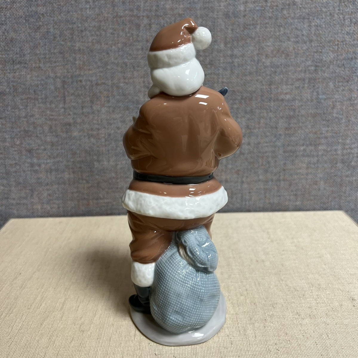 Vintage Lladro 6657 Porcelain Gift List Christmas Santa Claus 1999