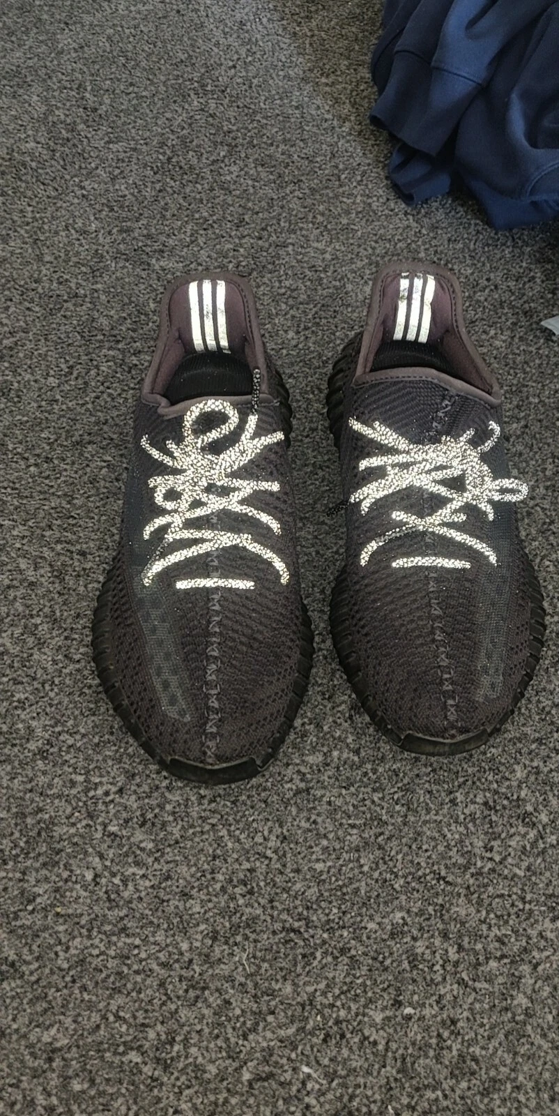 Adidas yeezy boost 350 v2 nero statico non riflettente autentico con scatola prezzo prezzo £400